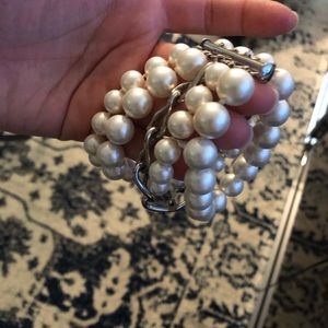 Pearl bracelet